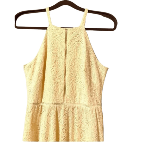 Vince Camuto Dress Sz 2 Lace Overlay Halter High-Low Cream Dress Ruffle Trim - Picture 4 of 7